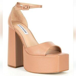 Steve Madden Tan Platform Sandals